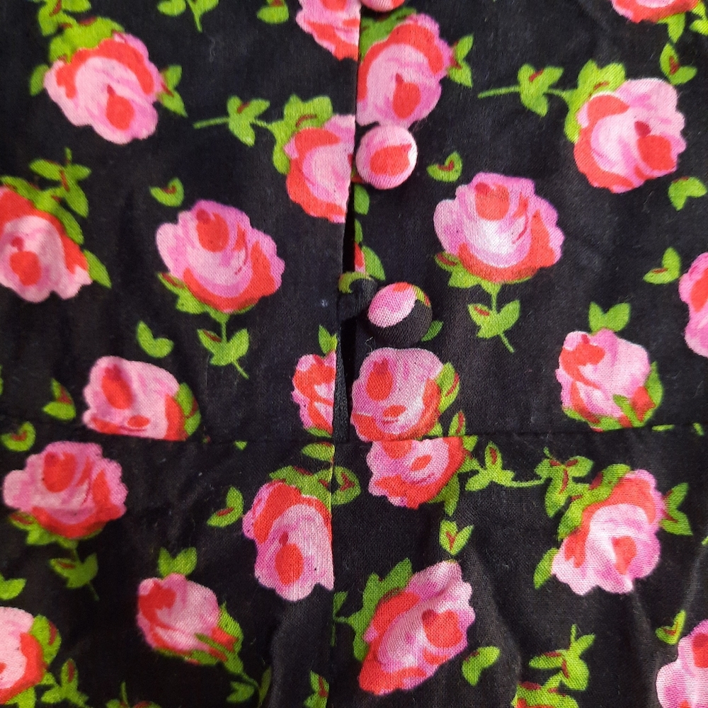 TOBI Black Red Floral Print Mini Dress Size M - Picture 7 of 15